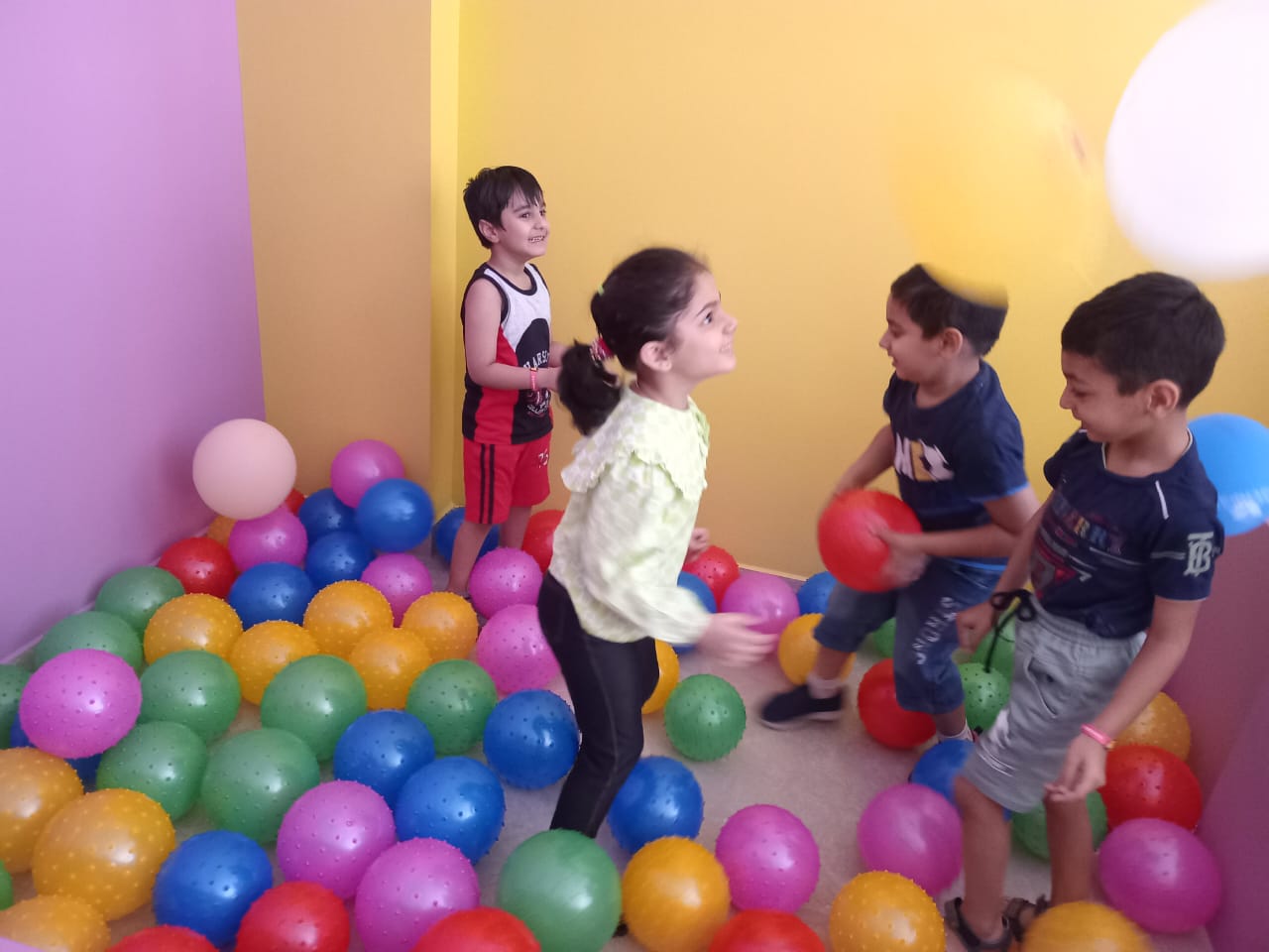 Pre-school admission in Malviya Nagar